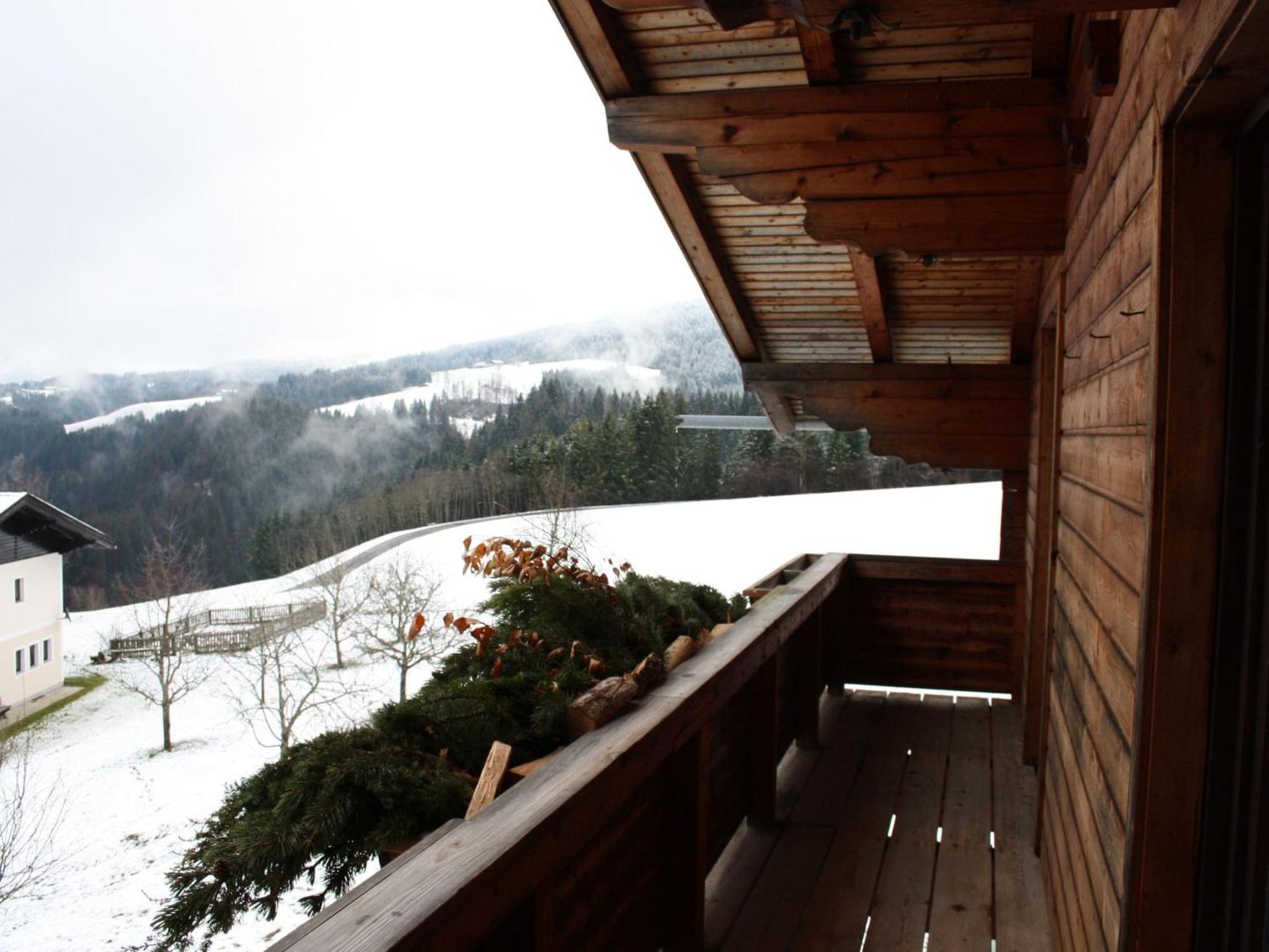 Charming Holiday Home In H Ttau With Barbecue Hüttau Exteriér fotografie