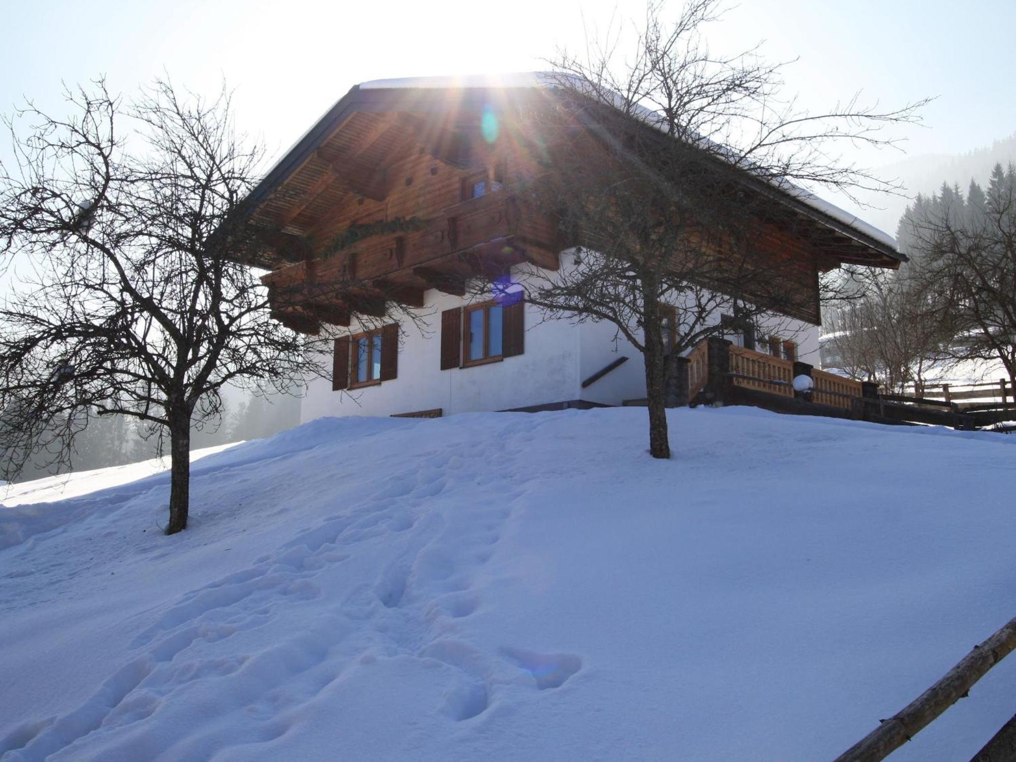 Charming Holiday Home In H Ttau With Barbecue Hüttau Exteriér fotografie