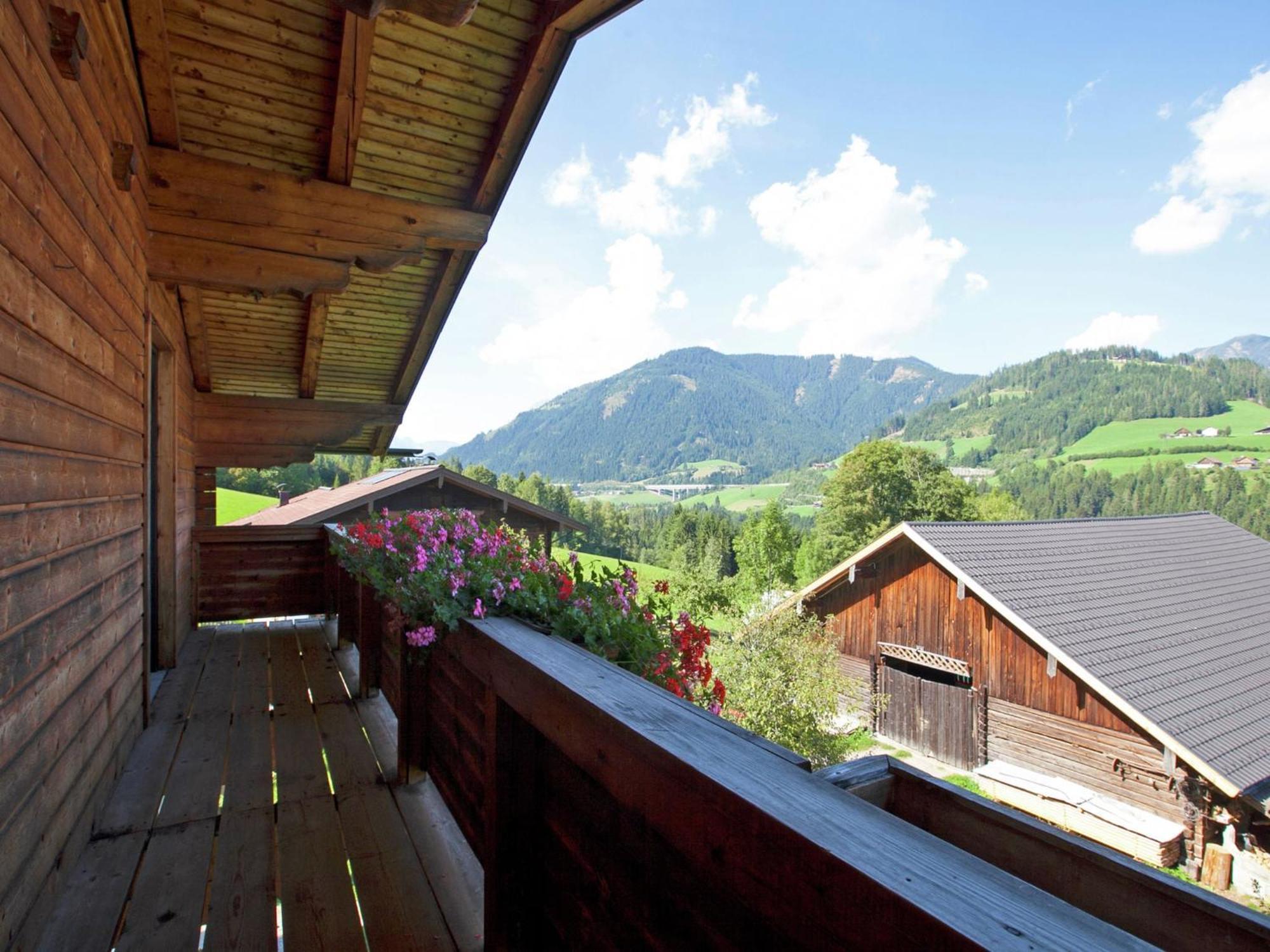 Charming Holiday Home In H Ttau With Barbecue Hüttau Exteriér fotografie