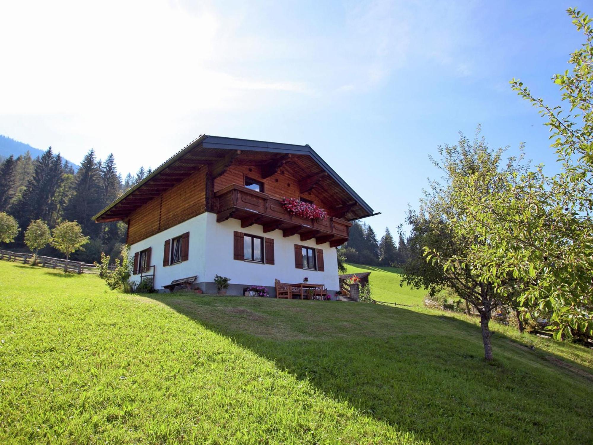 Charming Holiday Home In H Ttau With Barbecue Hüttau Exteriér fotografie